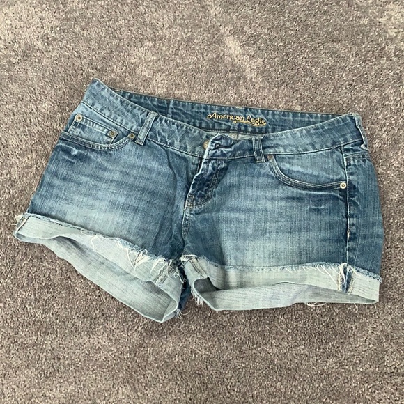 Distressed Jean Shorts - Picture 1 of 2